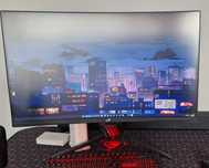 Monitor Asus ROG Strix 32", Curbat, WQHD, 144Hz, XG32VQ