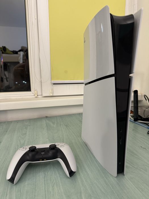 Vand PS5 Slim + Controller