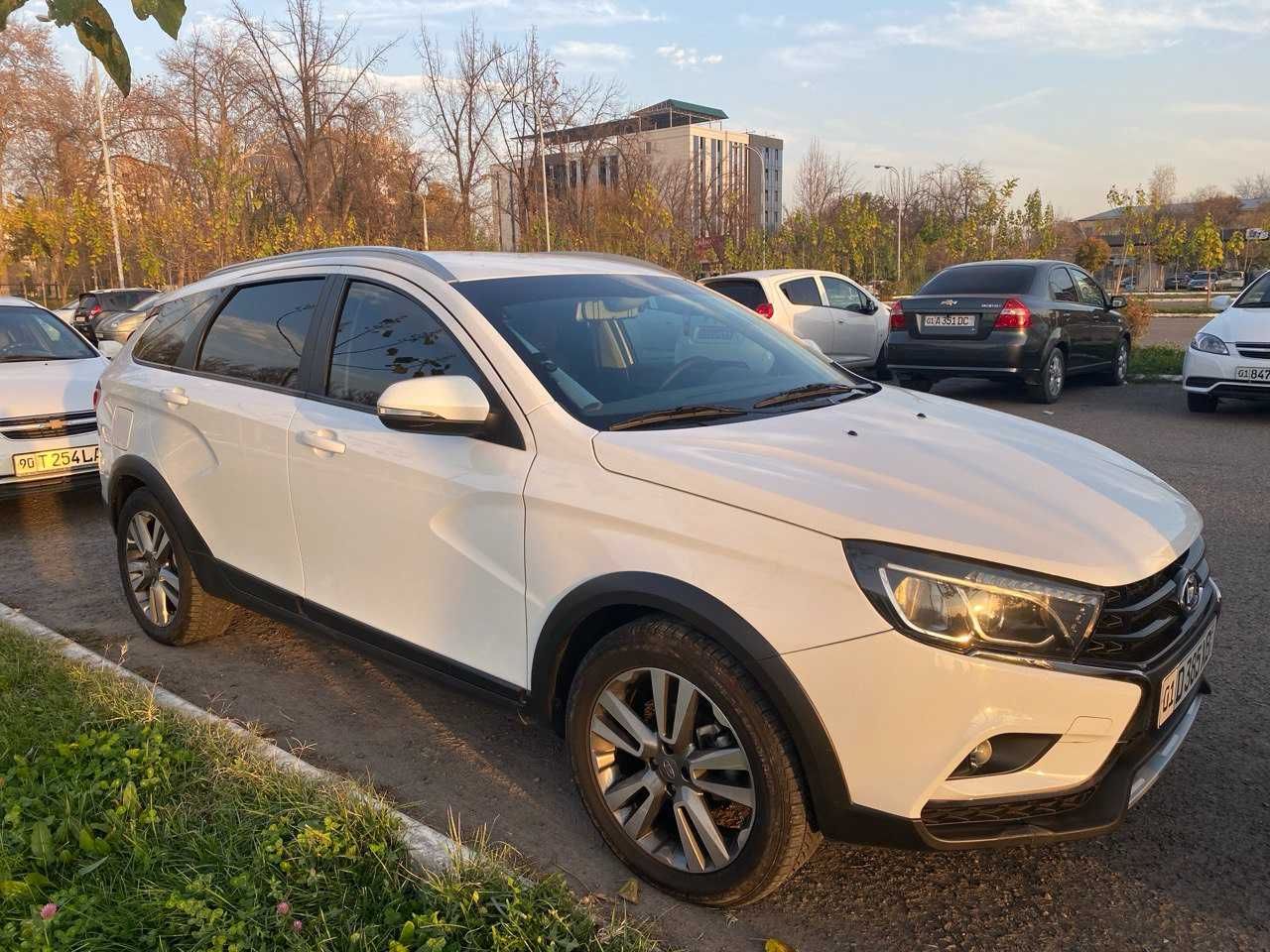 Lada Vesta SW Cross