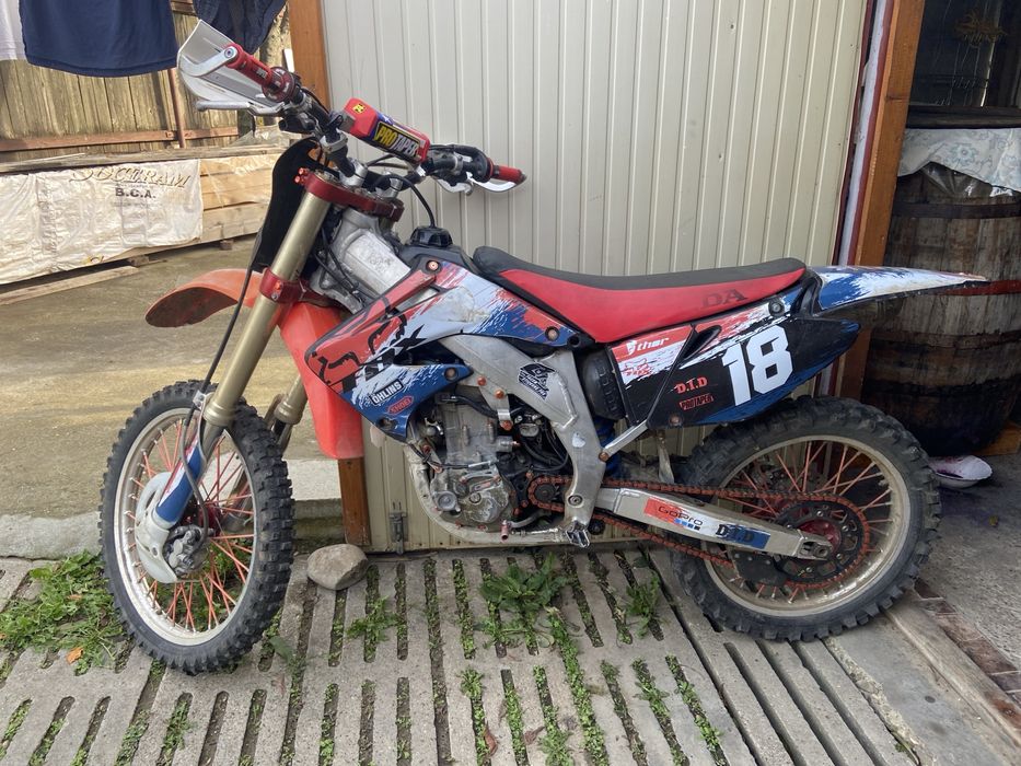 Honda CRF 450 full cross – hobby bike, perfect întreținut!