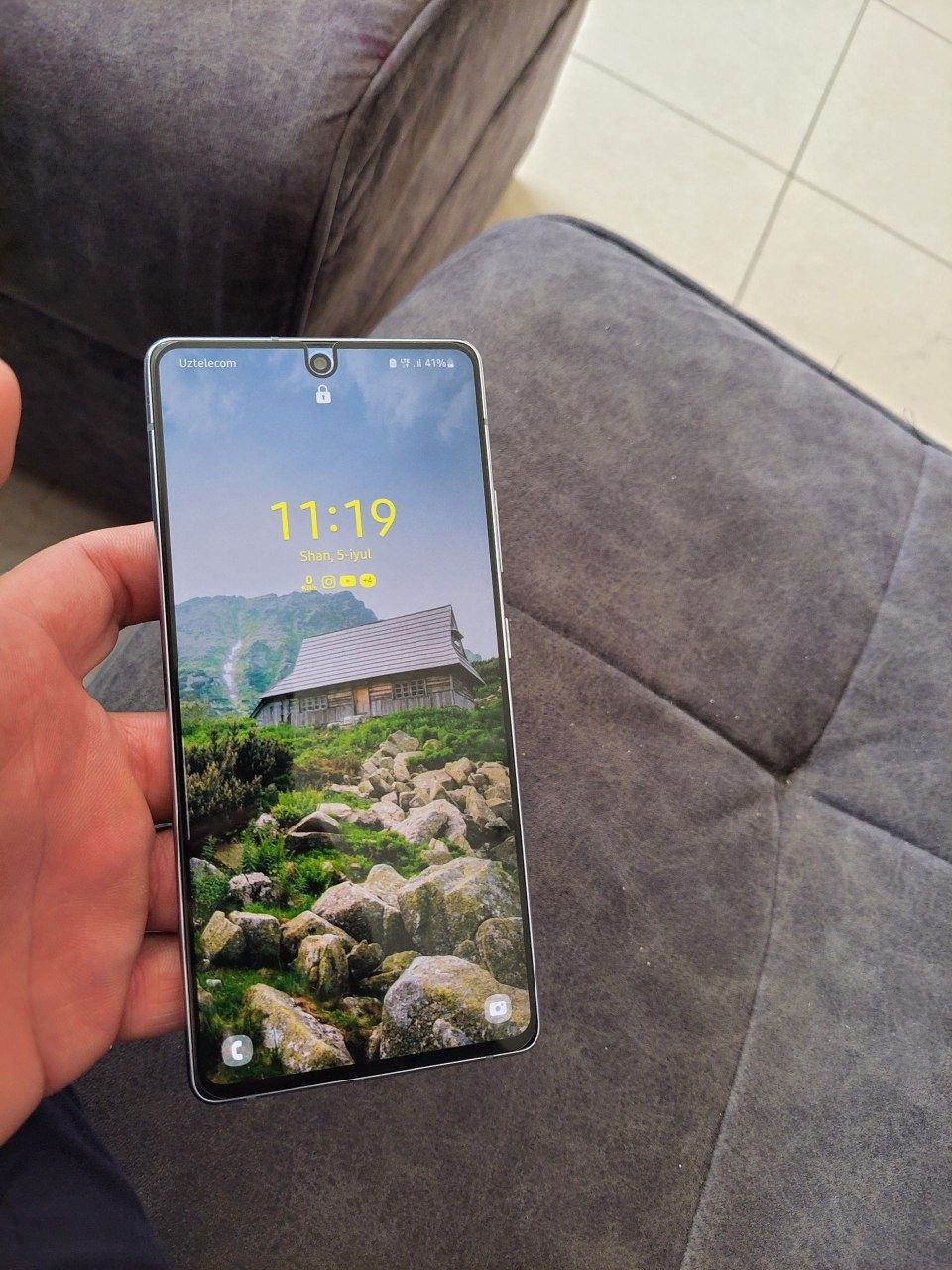 Samsung a71 koraya
