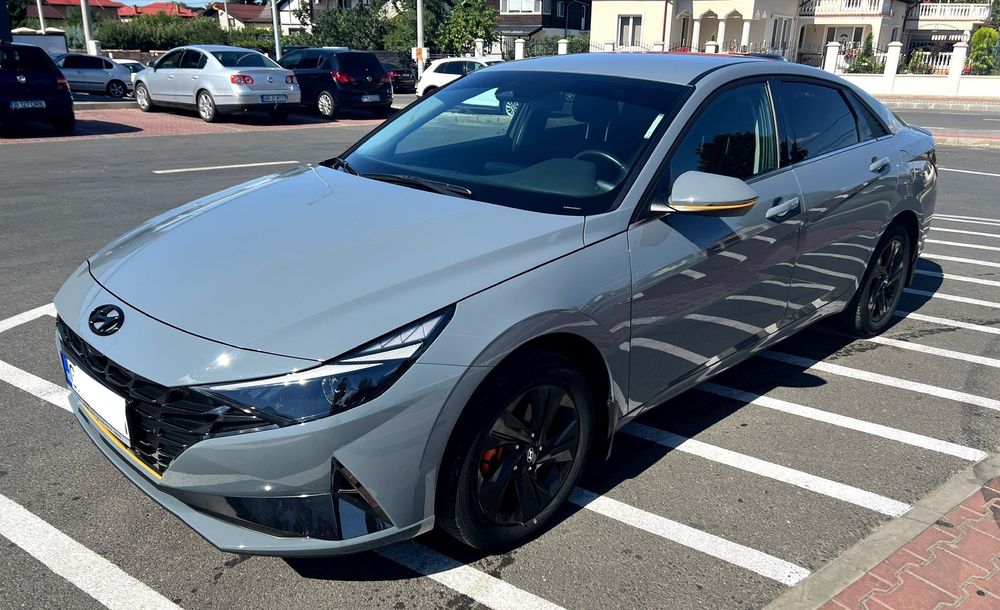 Vând Hyundai Elantra 1.6 2 ani de garanție