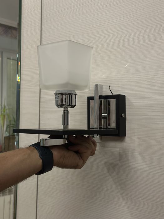 Продам люстру и бра 2 шт. в наборе