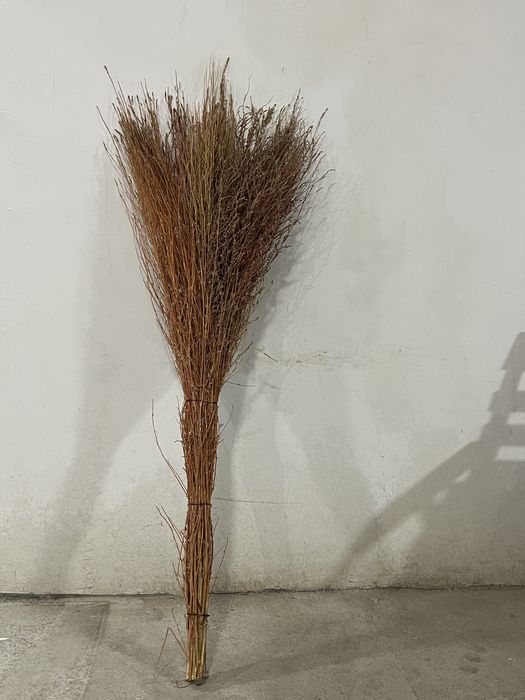 Суперги, Метла.