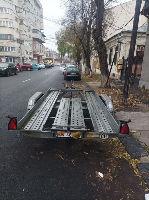 Închiriez platforma =150 lei/24h