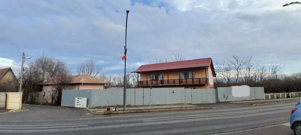 Teren si casa la strada principala Comuna Berceni