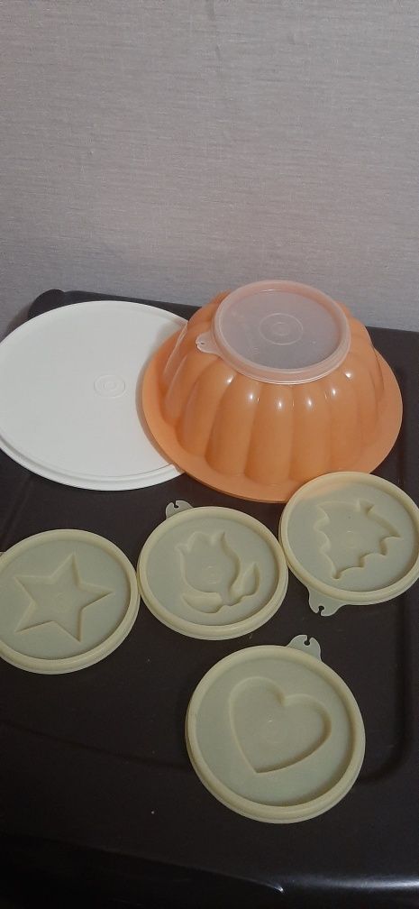 Продам  посуду  Tupperware