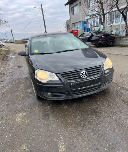 Dezmembrez Volkswagen VW Polo 4 9N [facelift] [2005 - 2009] Hatchback