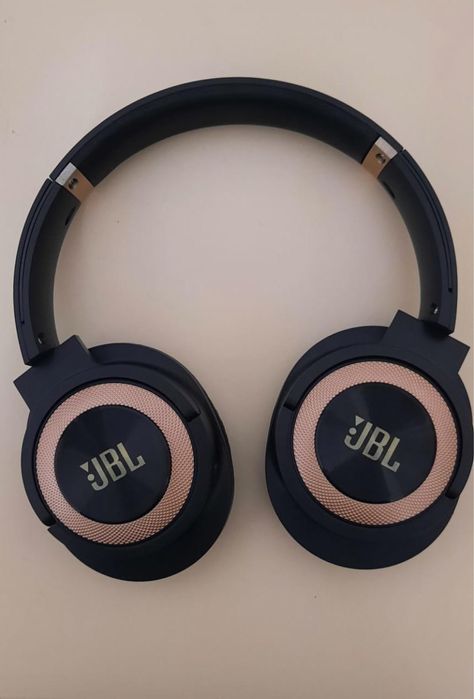 Продам Наушники, Б/у.