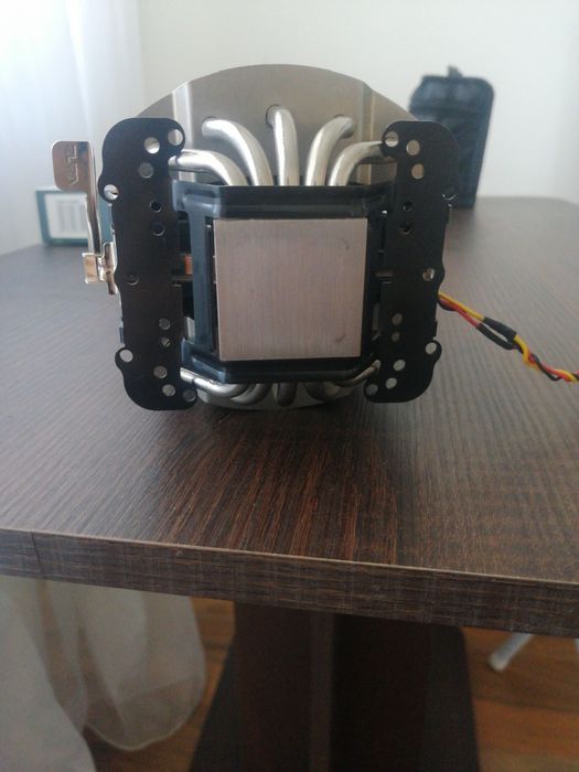 Cooler Asus Silent Square Pro