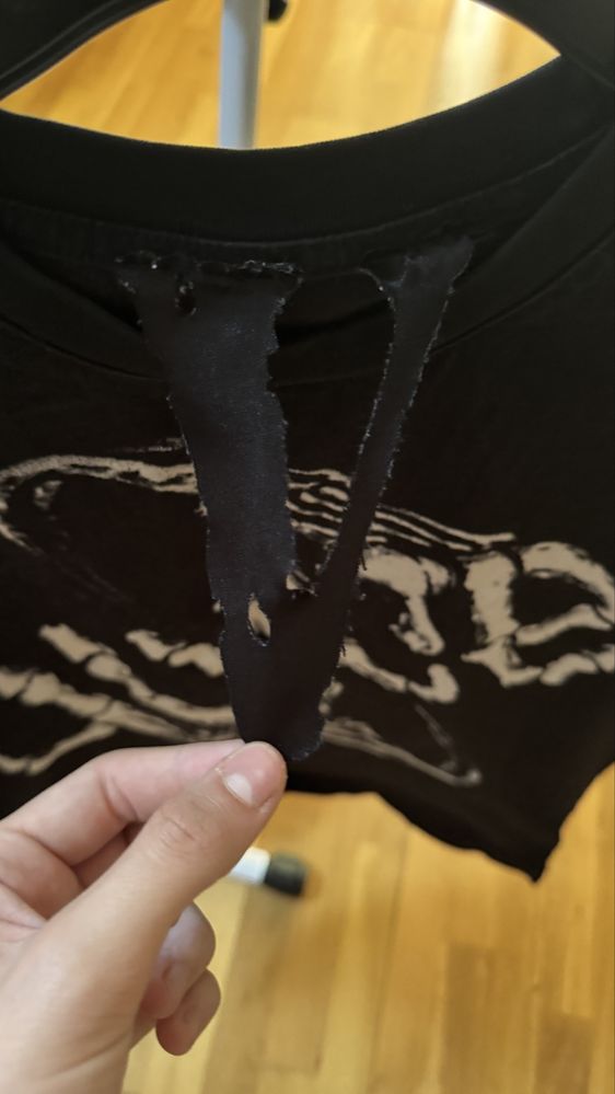 tricou vlone in colaborare cu juice world