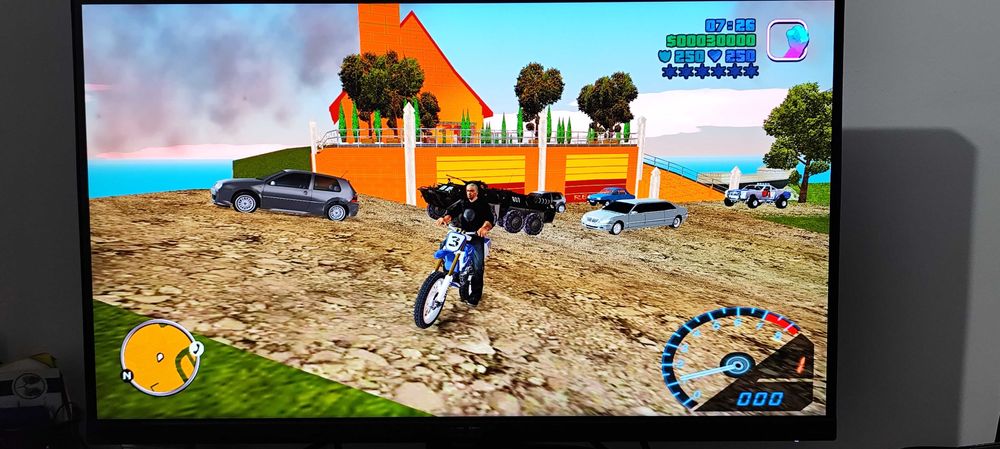 Vand calculator Intel Xeon 36 GB ram DDR3 SSD 256 GB placa video 2 GB