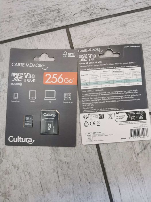 MicroSDXC 256 si 128 Gb