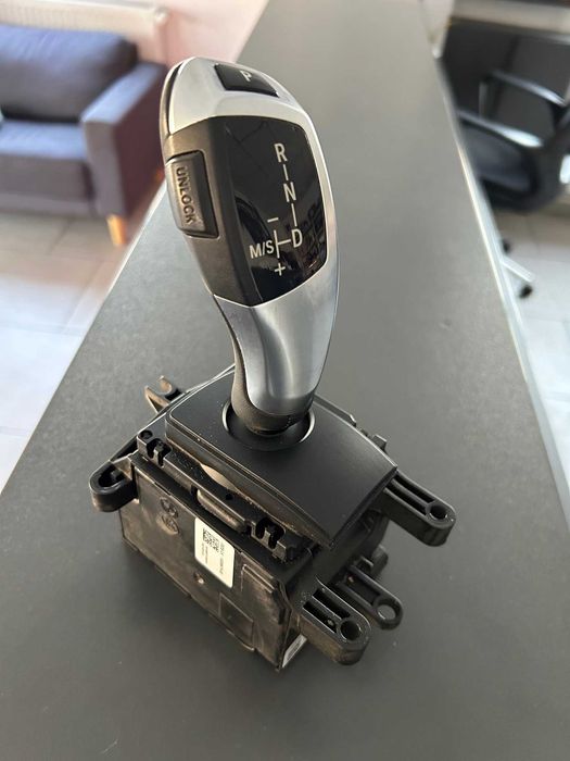 Schimbator viteze automat BMW F07 F10 F11 F01 F02 F25 F24, 9296904