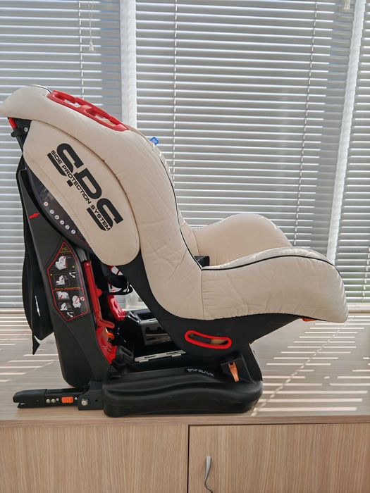 Стол за кола KikkaBoo Regent IsoFix 9-25кг.