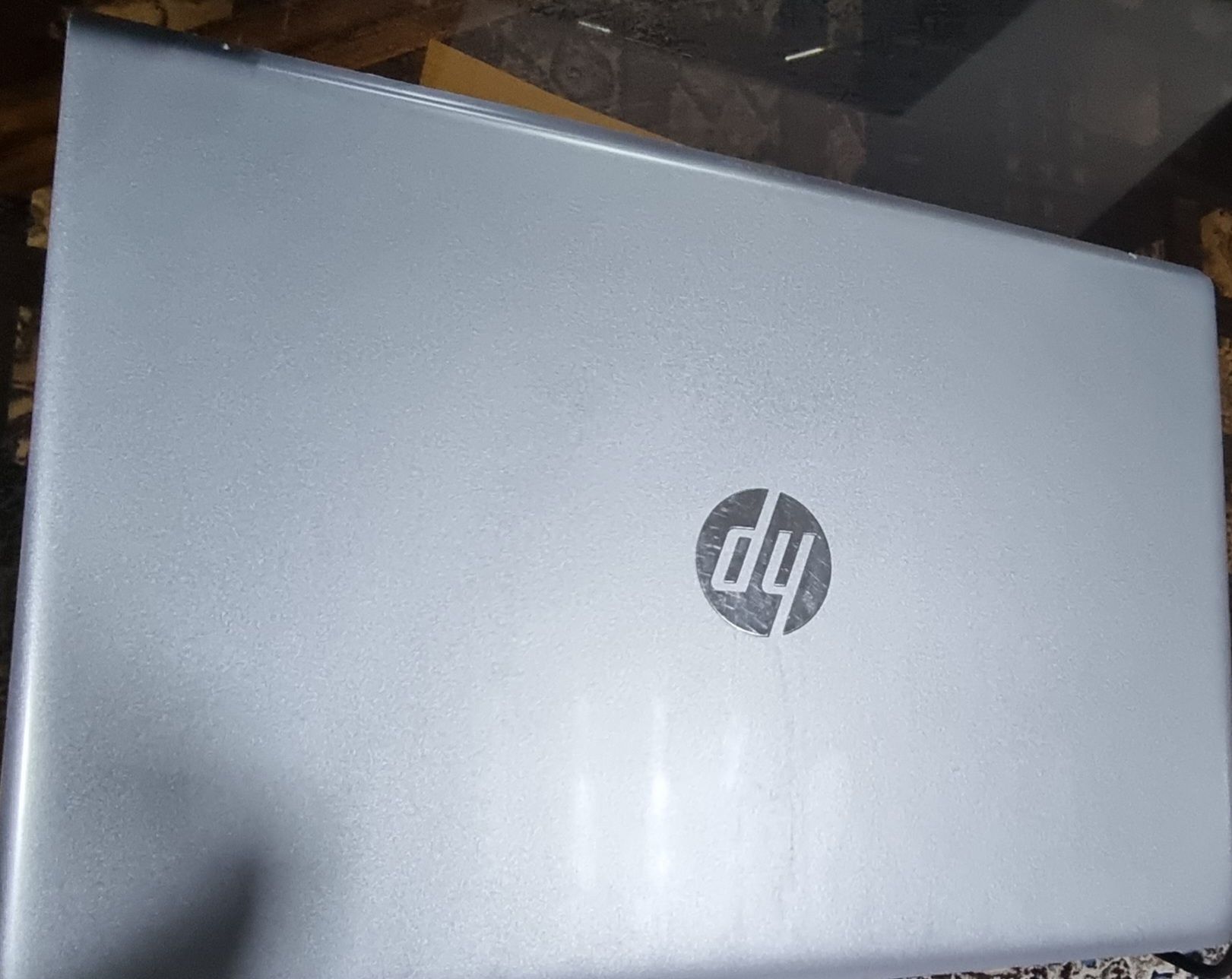HP PAVILION Laptop 15- Intel(R) Core i7-8550U CP