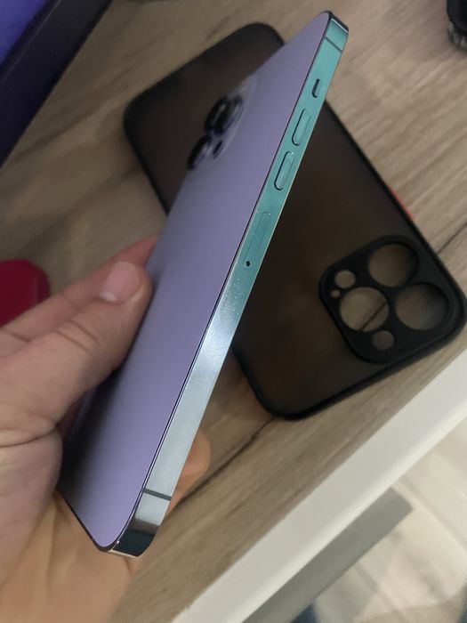 Vand iph 13-PRO MAX 256-Siera blue