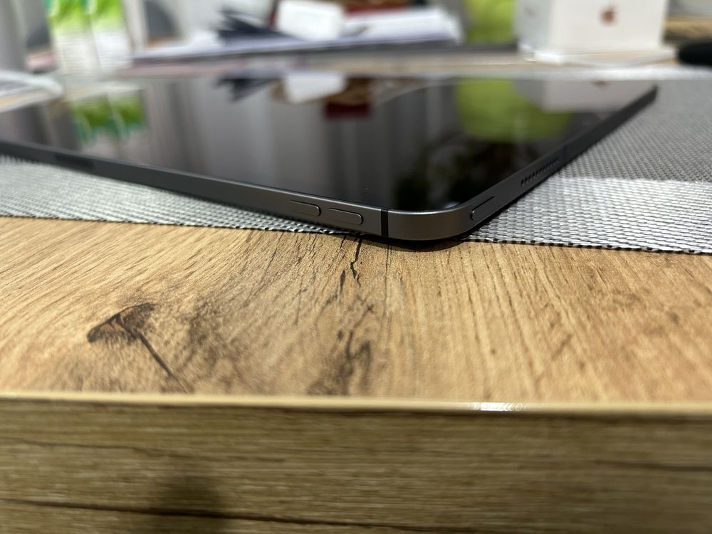 Apple iPad Pro 12.9 M2 5th Gen WiFi + Cellular 256GB graphite