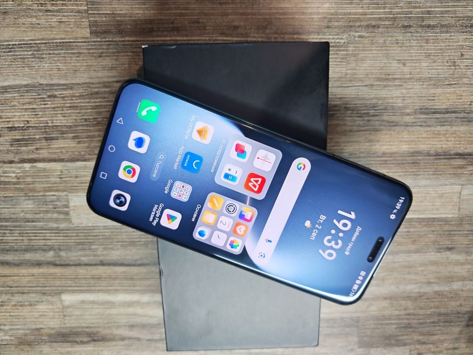 Нов Honor Magic 7 Pro 5G 12 GB RAM 512 GB Black 23м.гаранция.
