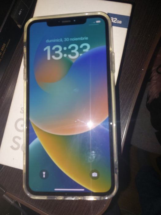 Vind iPhone 11 pro max 256 GB   orice retea