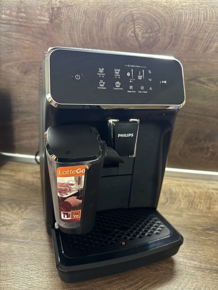 Philips 2200 series LatteGo Нова