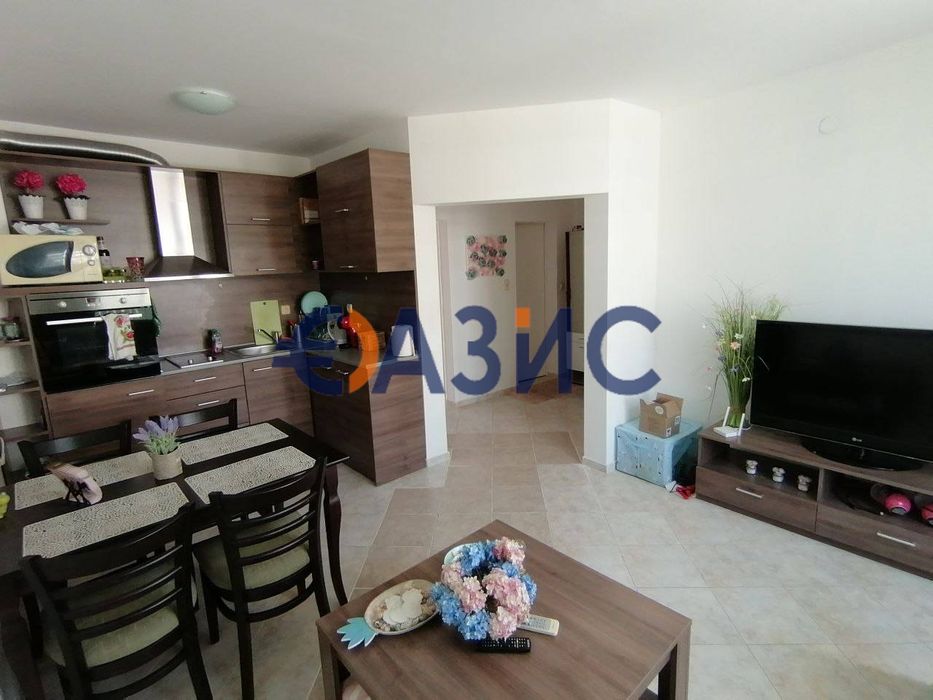 Голям 2-стаен апартамент на 4-ти етаж, Сънсет Кошарица, България - 92