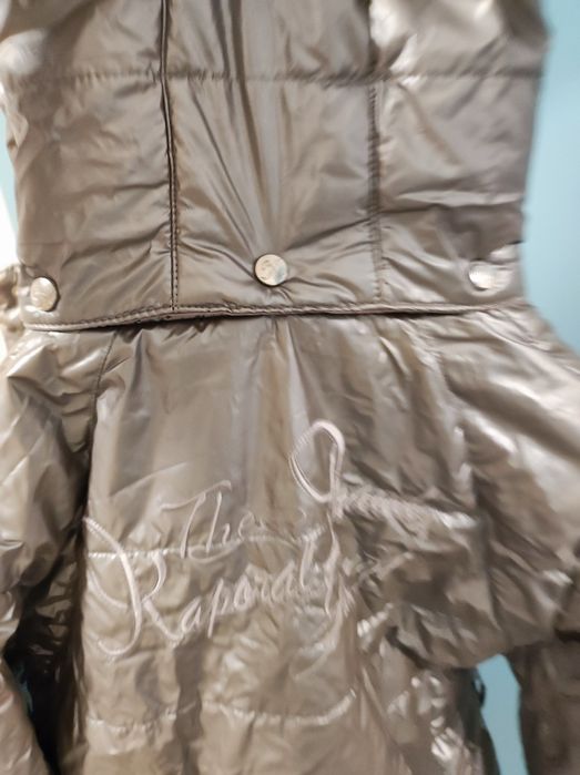 Момичешко сребристо яке