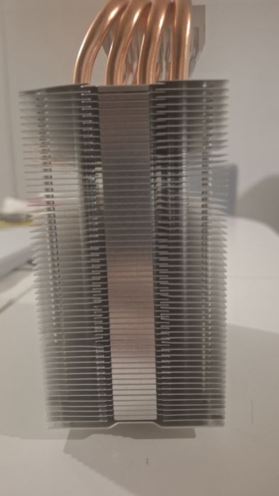 Radiator cpu be quiet 8 țevi fara pasta termoconductoare