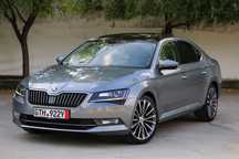Skoda SUPERB III / Editie LAURIN KLEMENT / Panoramic / Distronic