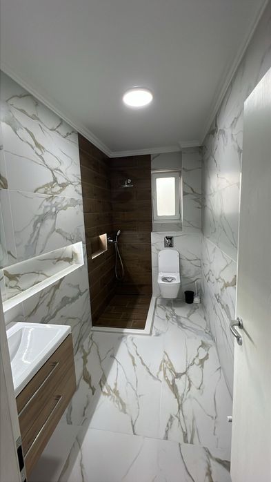 Închiriez apartament două camere,în Bistrița