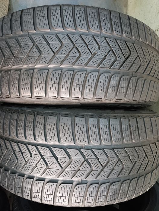 Anvelope de iarnă 255 45 19 Pirelli dot 2023