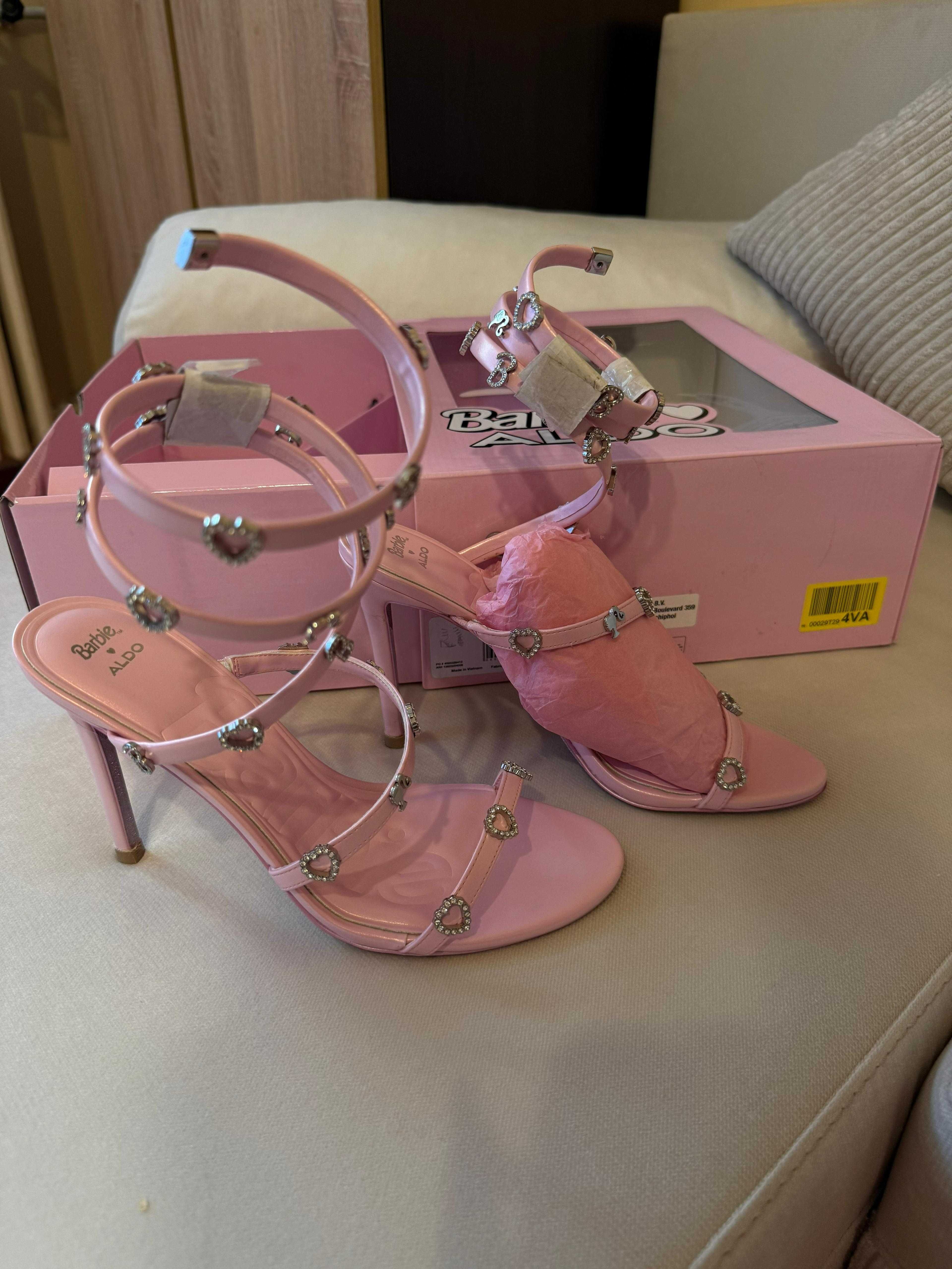 Barbie Runway Sandale cu toc ALDO- light pink EU 40