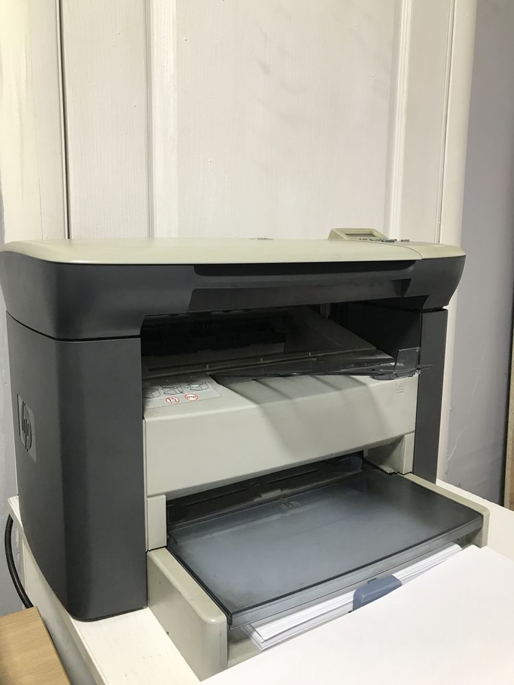 Продается принтер МФУ HP LaserJet M1005 MFP