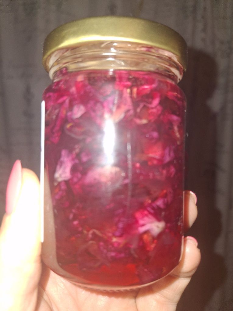 Vand petale de trandafir/dulceata si sirop de trandafiri