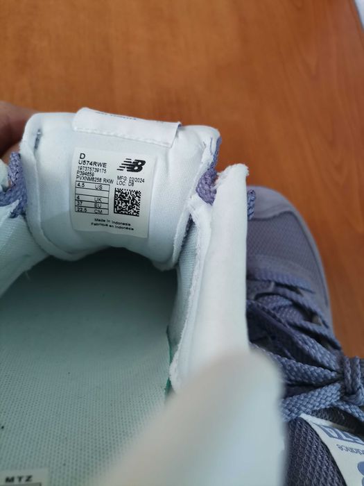Дамски маратонки NEW Balance 574 светло лилави велур. Нови, без кутия