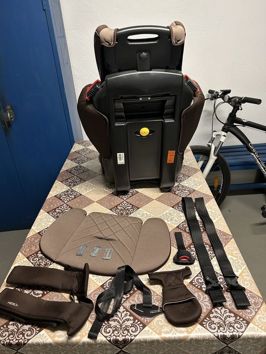 Vand scaun masina Recaro