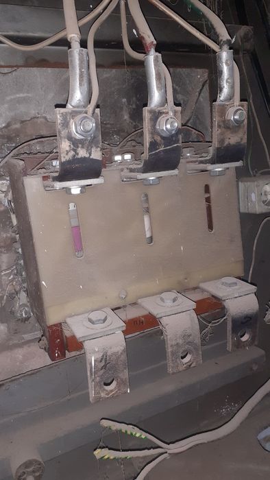 Контактор 630а в хорошем состоянии