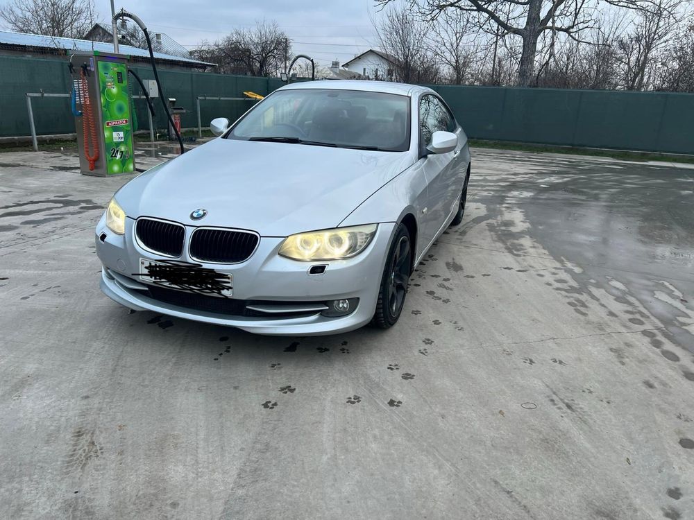 Bara fata bmw e92 e93 lci capota faruri aripa bmw e92 e93 facelift lci