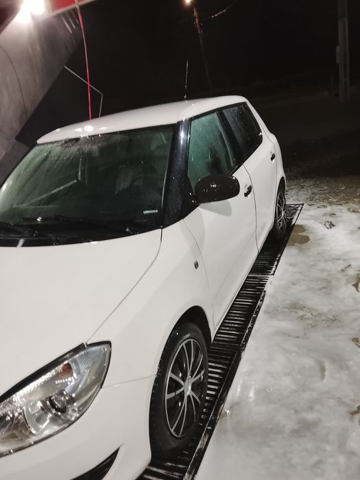 Vând Skoda Fabia 2010