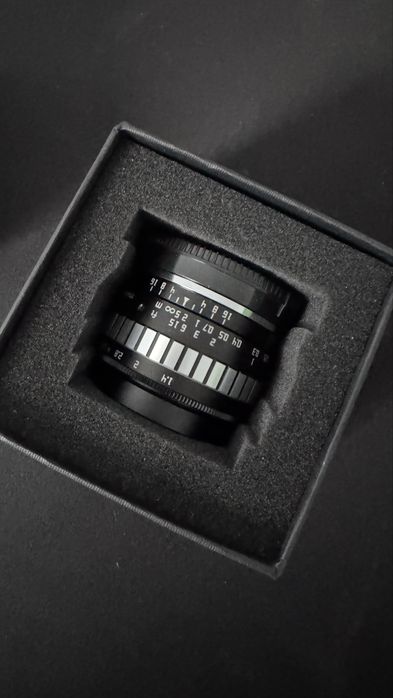 Obiectiv manual TTArtisan 23mm F1.4 e mount