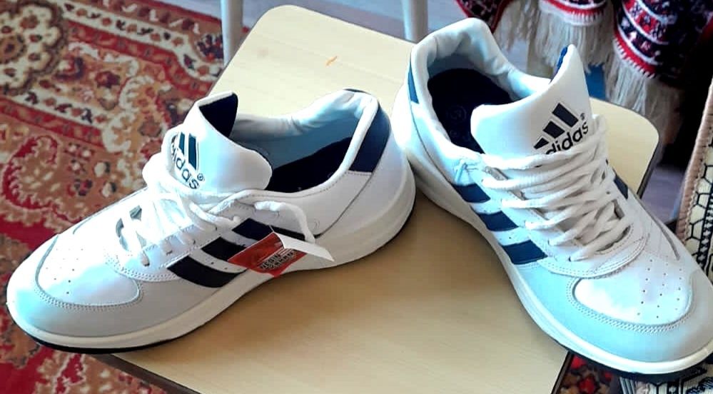 Продам мужскую обувь