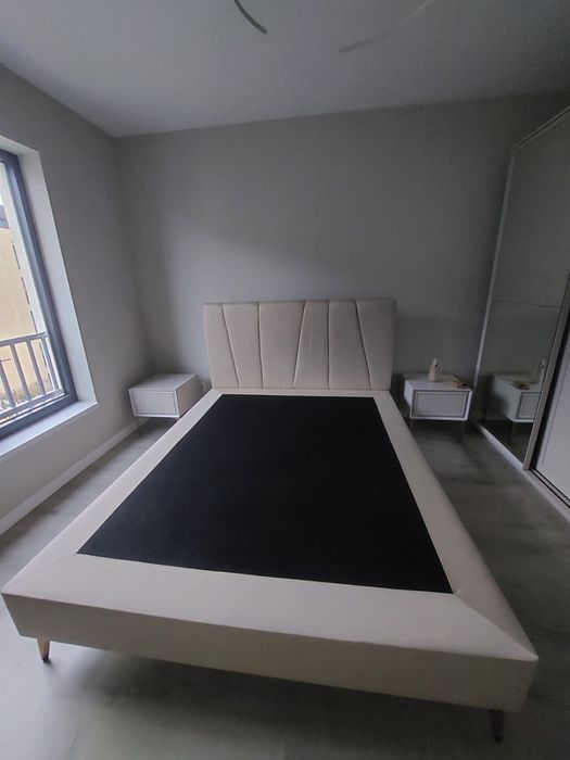 Pat cu noptiere de vanzare+ dulap