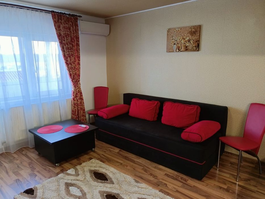 Vând apartament Valea Lupului