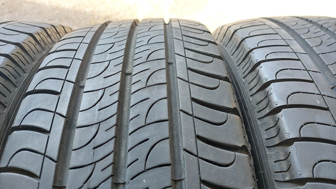 Летни гуми за Бус 215/65/16 C Goodyear Efficient Grip Cargo 4 броя