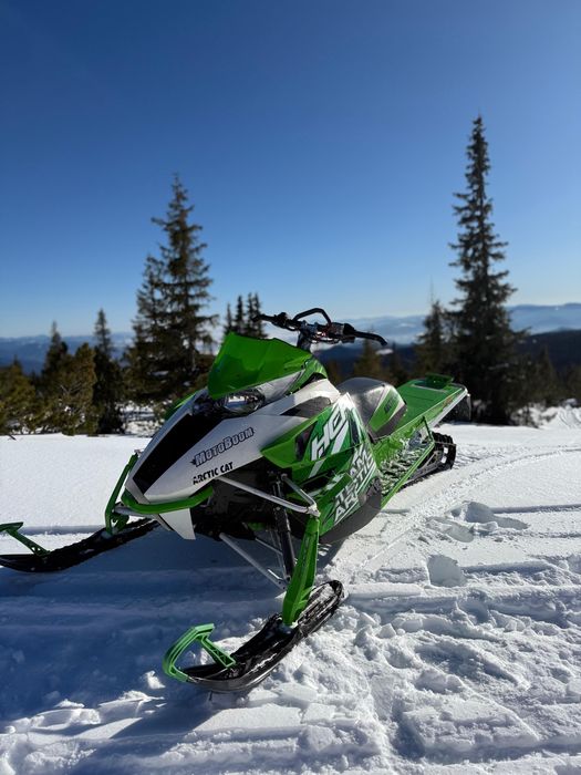 Snowmobil Artic Cat M800 2016 160 cp