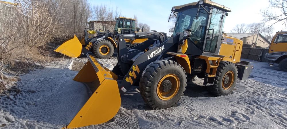 Предоставляем в Аренда Погрузчик, Сдам Погрузчик.