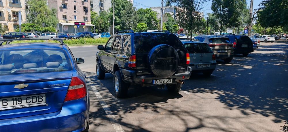 Vând/schimb Opel Frontera Limited 2.2 diesel  120 de cai din 2003