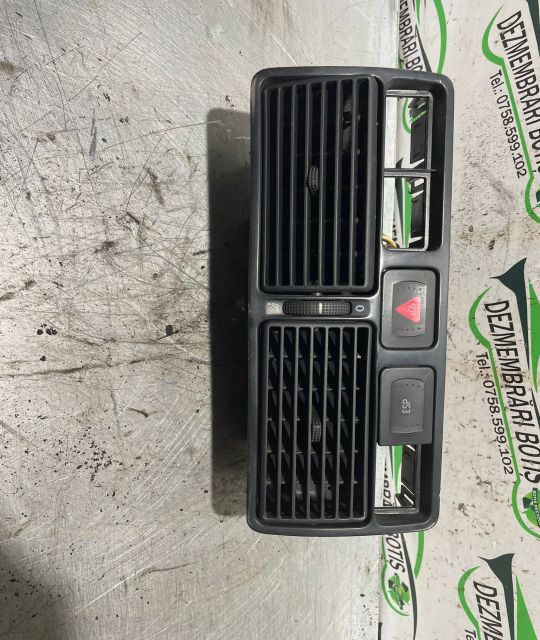 Gril interior Volkswagen VW Golf a 4-a generatie