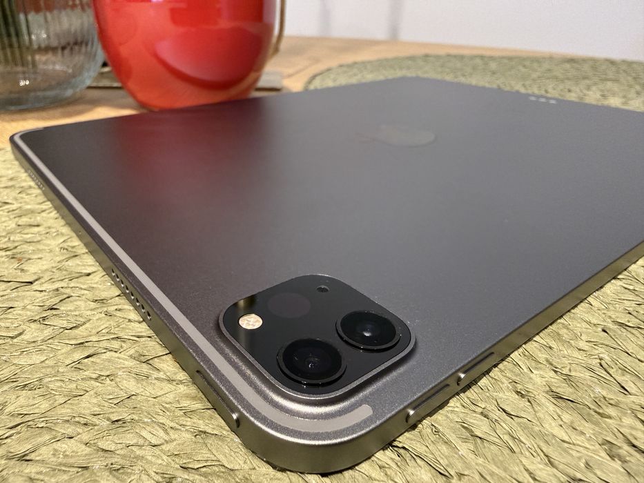 Apple Ipad Pro 11 4th Generation M2 128Gb WIFI + Smart Folio Originala