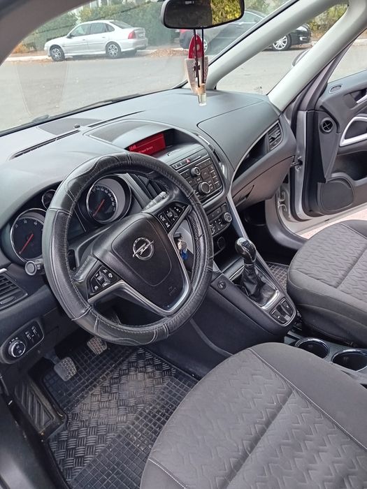 Opel zafira c tourer